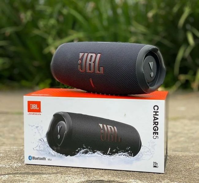 JBL Charge 5